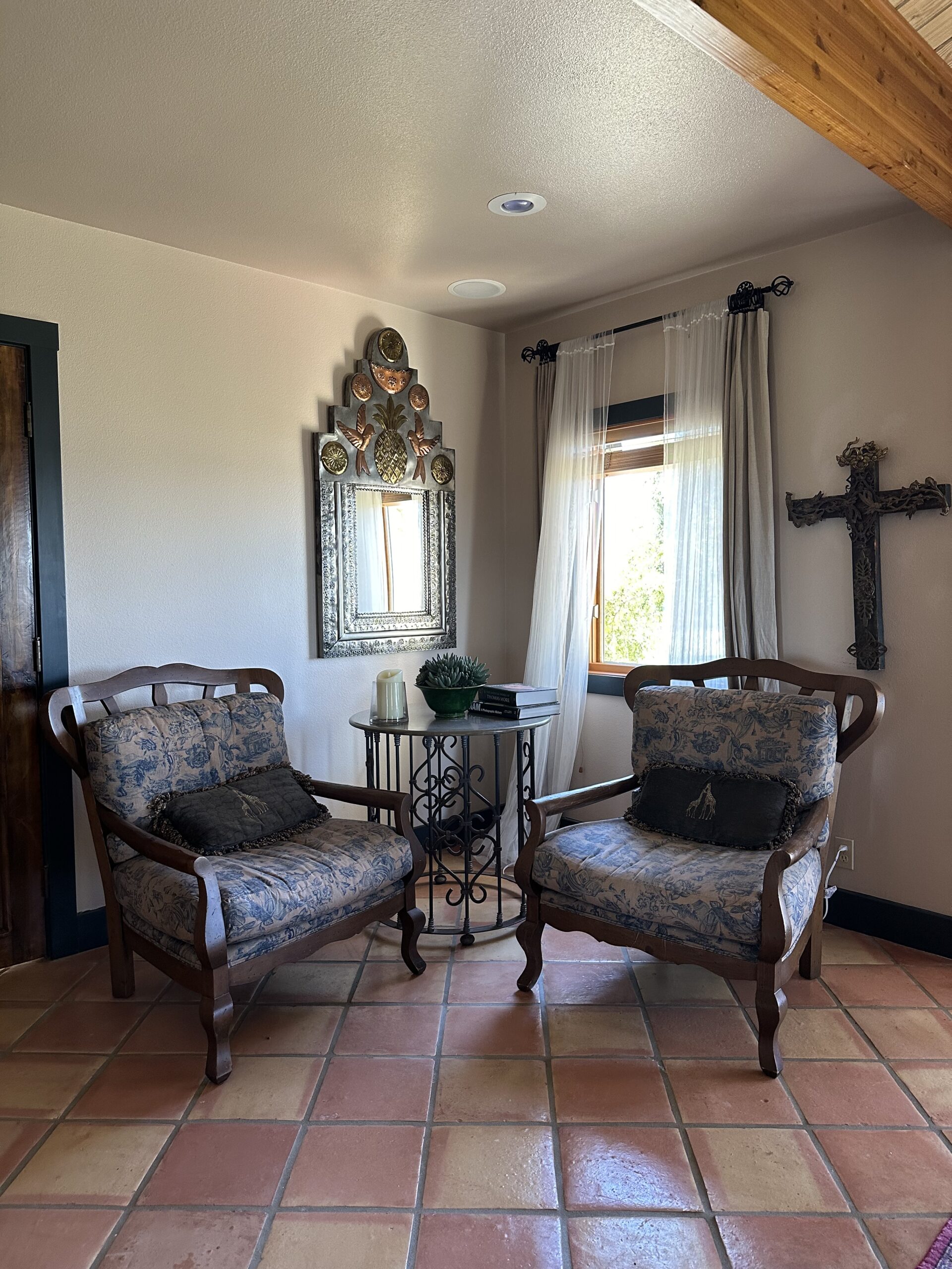 Image gallery image